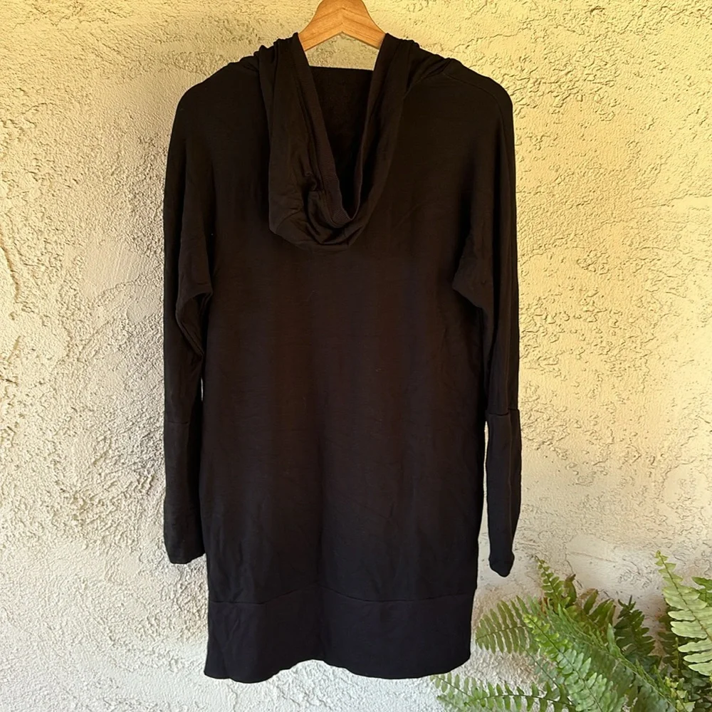 Cardigans - Picture 3 of 3